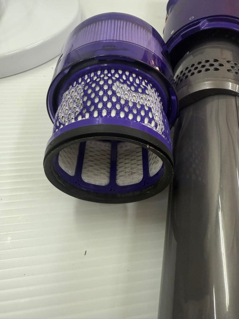 ダイソン コードレススティッククリーナー SV19