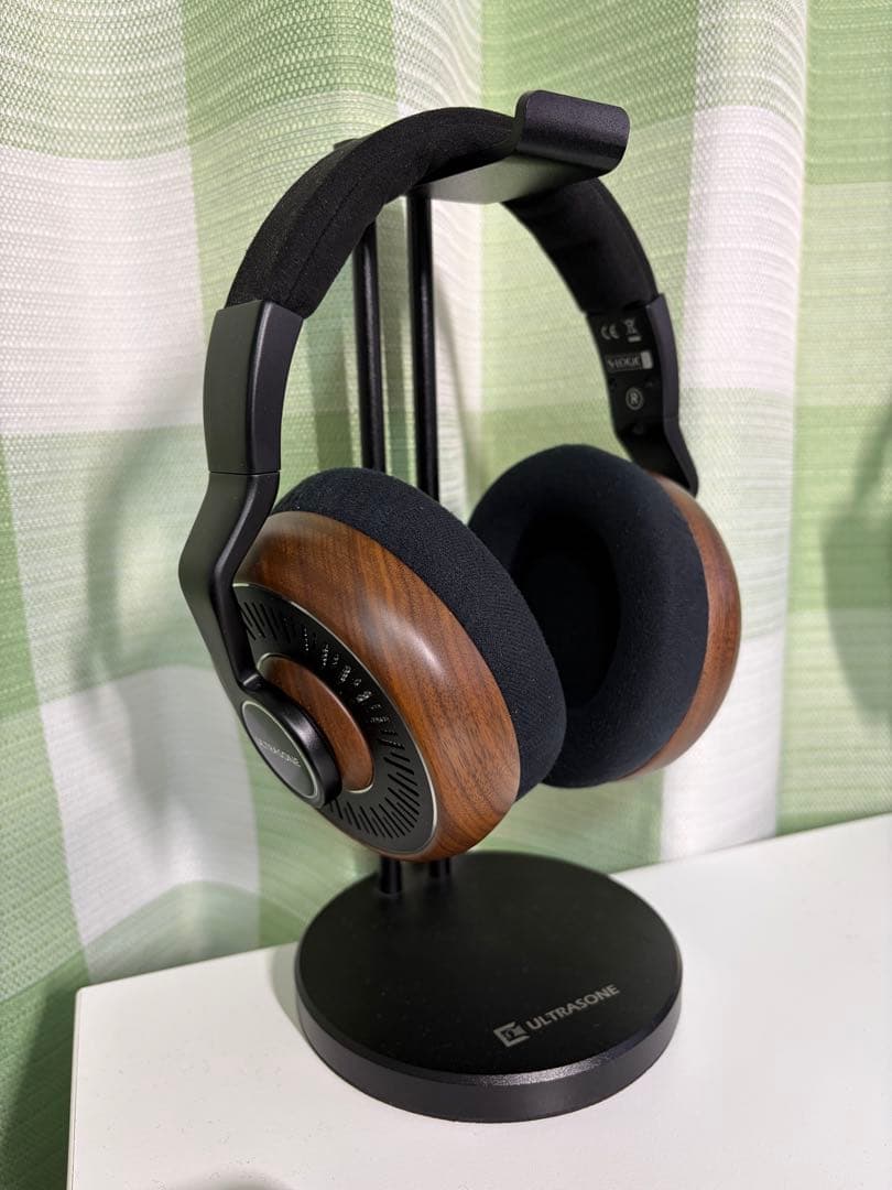 ULTRASONE Edition 11 スタンド付き、外箱なし