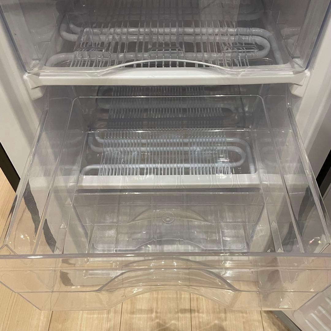 マクスゼン 60L 1ドア 前開き冷凍庫 右開き JF060HM01WH 23年