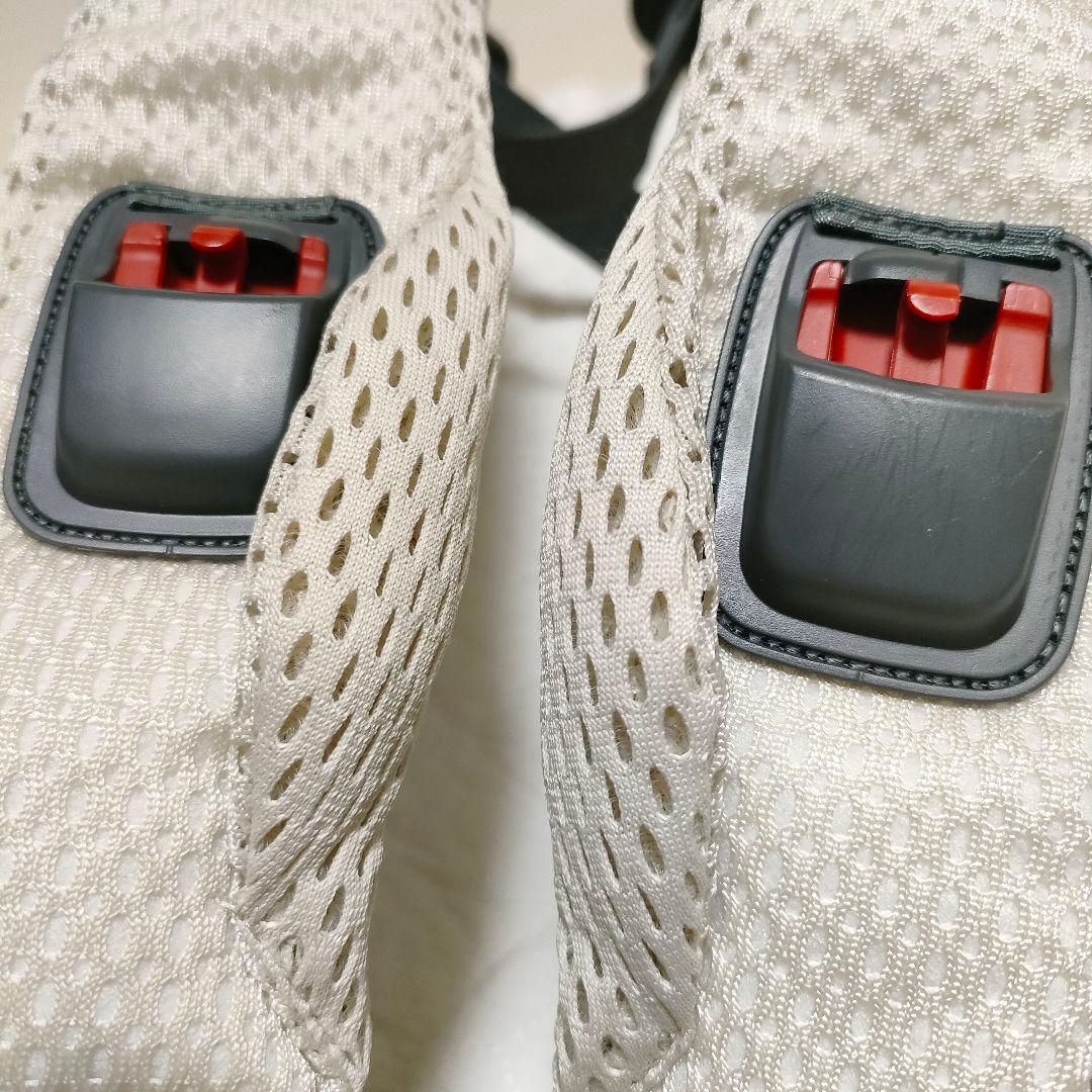 【美品】ベビービョルン ハーモニー クリーム