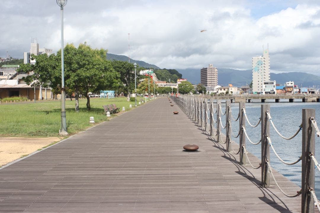 ★ OLYMPUS OM-2 + ★ 広角レンズ 28mm