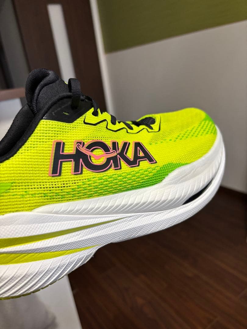 【美品】HOKA machx3