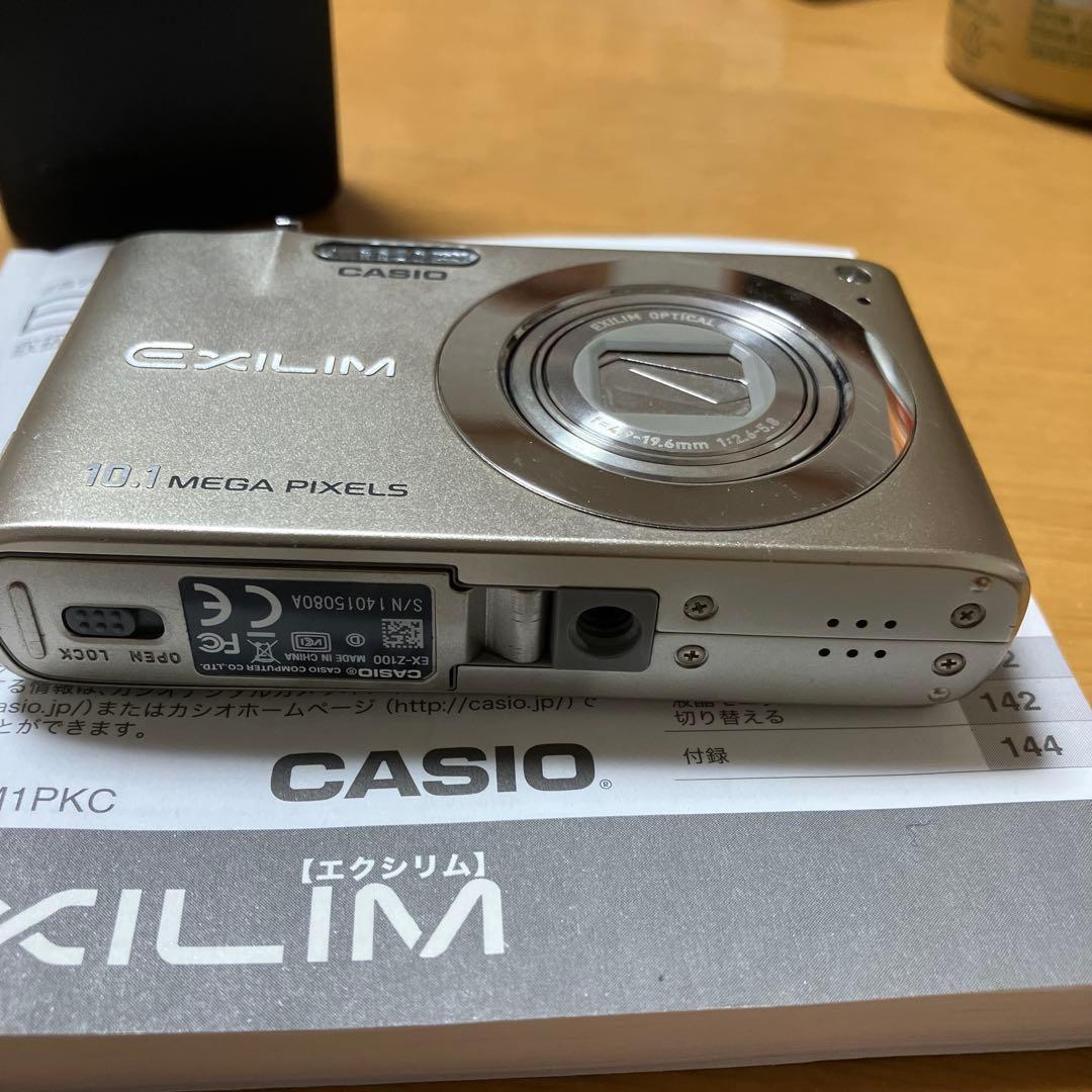 CASIO EX-Z100 コンパクトデジタルカメラ　シャンパンゴールド