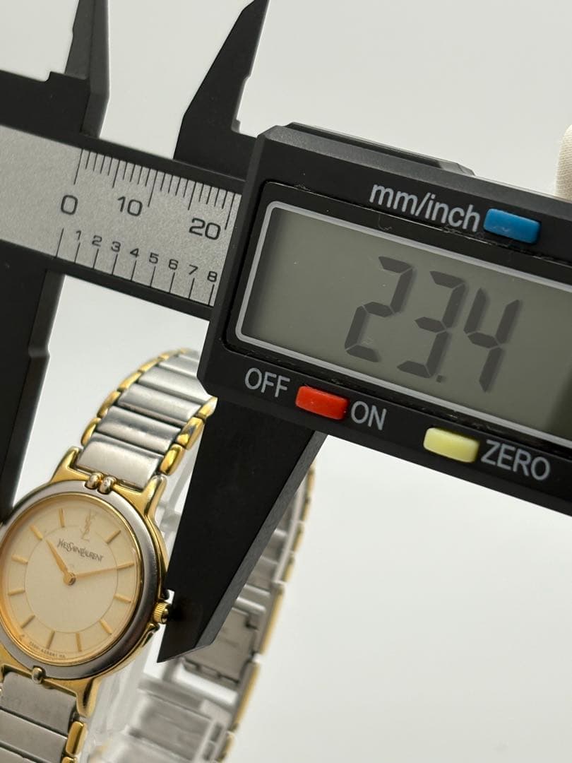 YVES SAINT LAURENT イヴサンローラン YSL 腕時計 稼働品