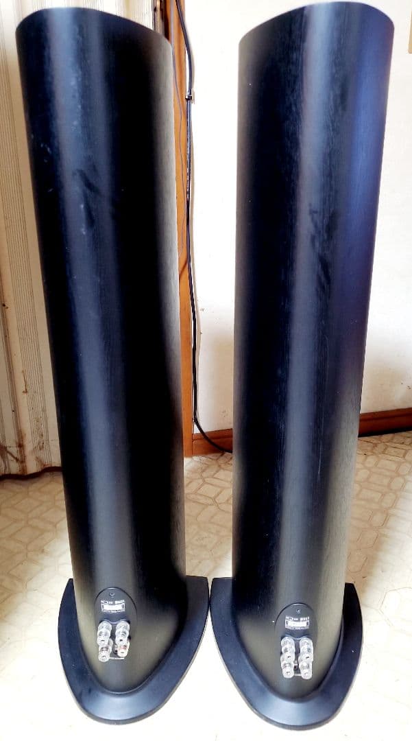 訳あり特価 KEF iQ50 トールボーイスピーカー ブラック 1本①