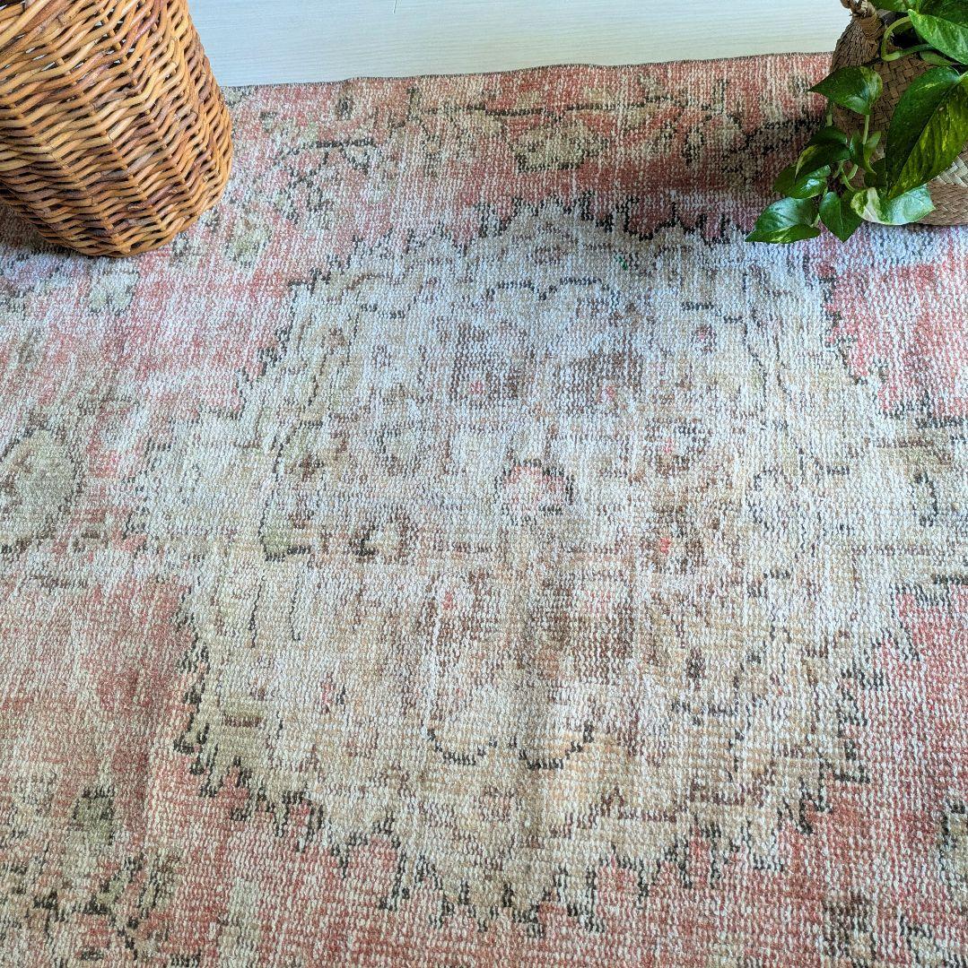 101×218 かすれた赤のトルコヴィンテージラグ