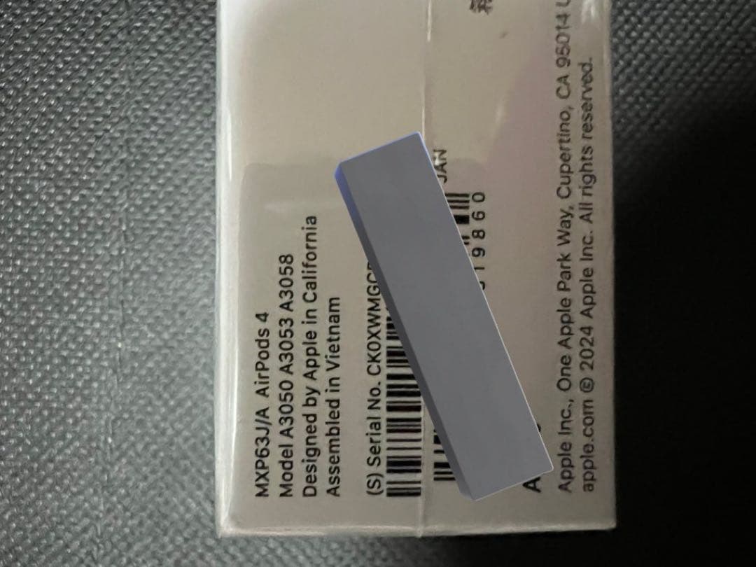 【新品未開封！】Apple AirPods 4 本体　MXP63J/A