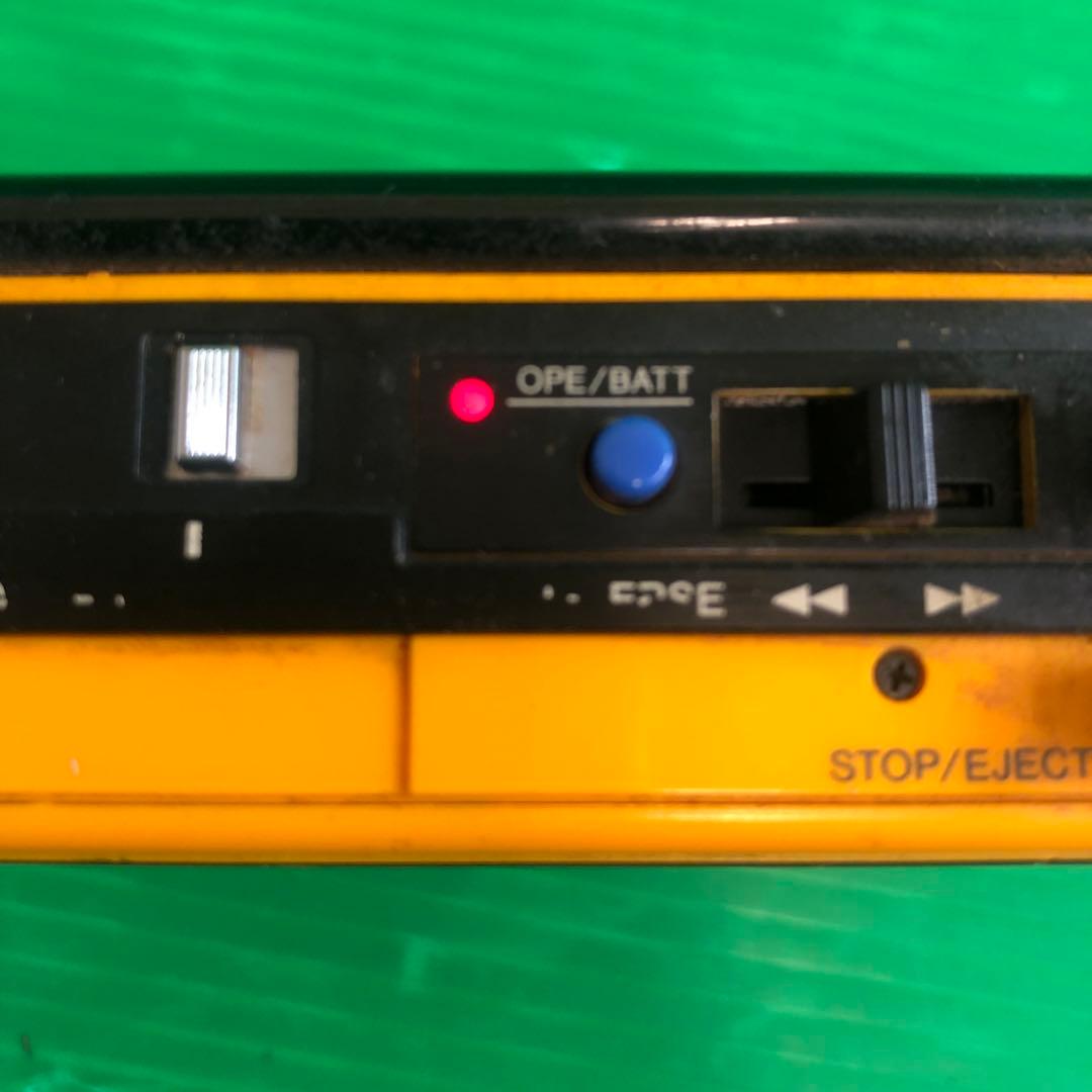 AIWA HS-J2 カセットプレーヤー 通電OK ジャンク