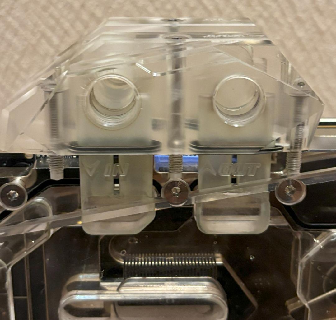 GeForce RTX 3090 24GB 両面水枕水冷