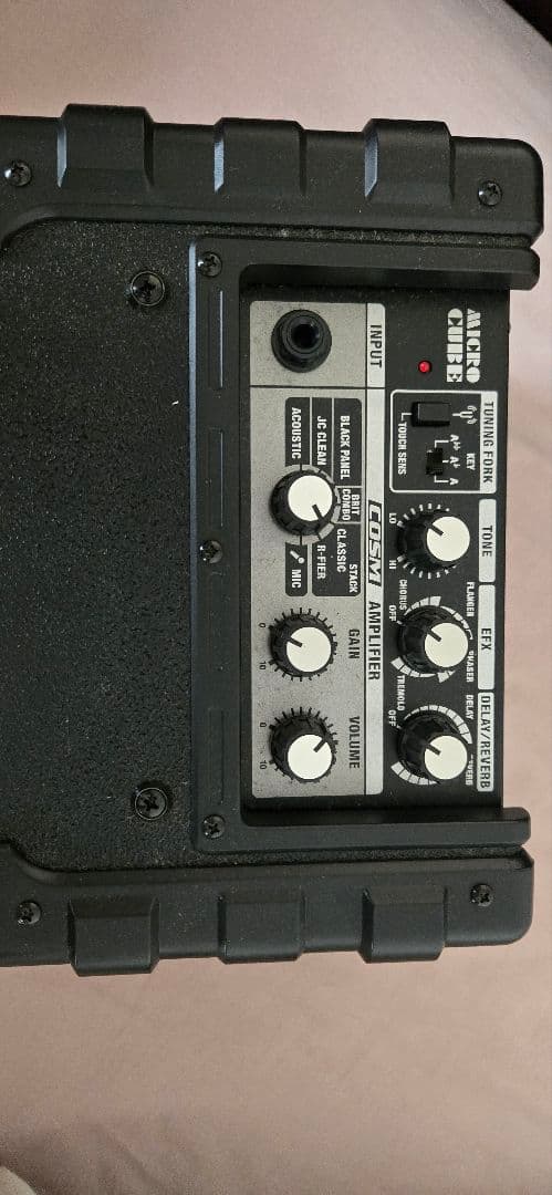 Roland MICRO CUBE アンプ本体