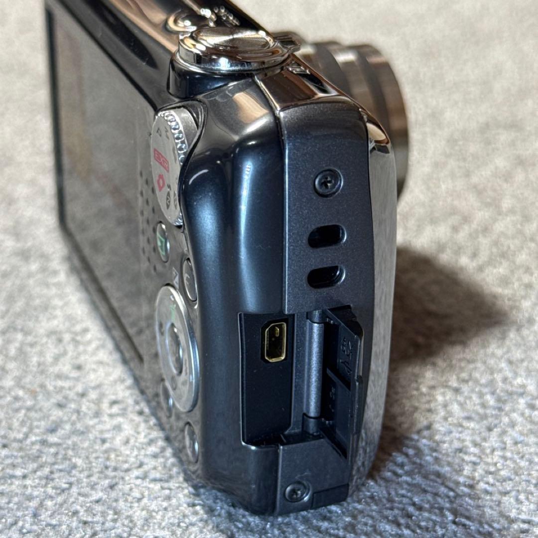 ☆極上美品 FUJIFILM FinePix F70EXR