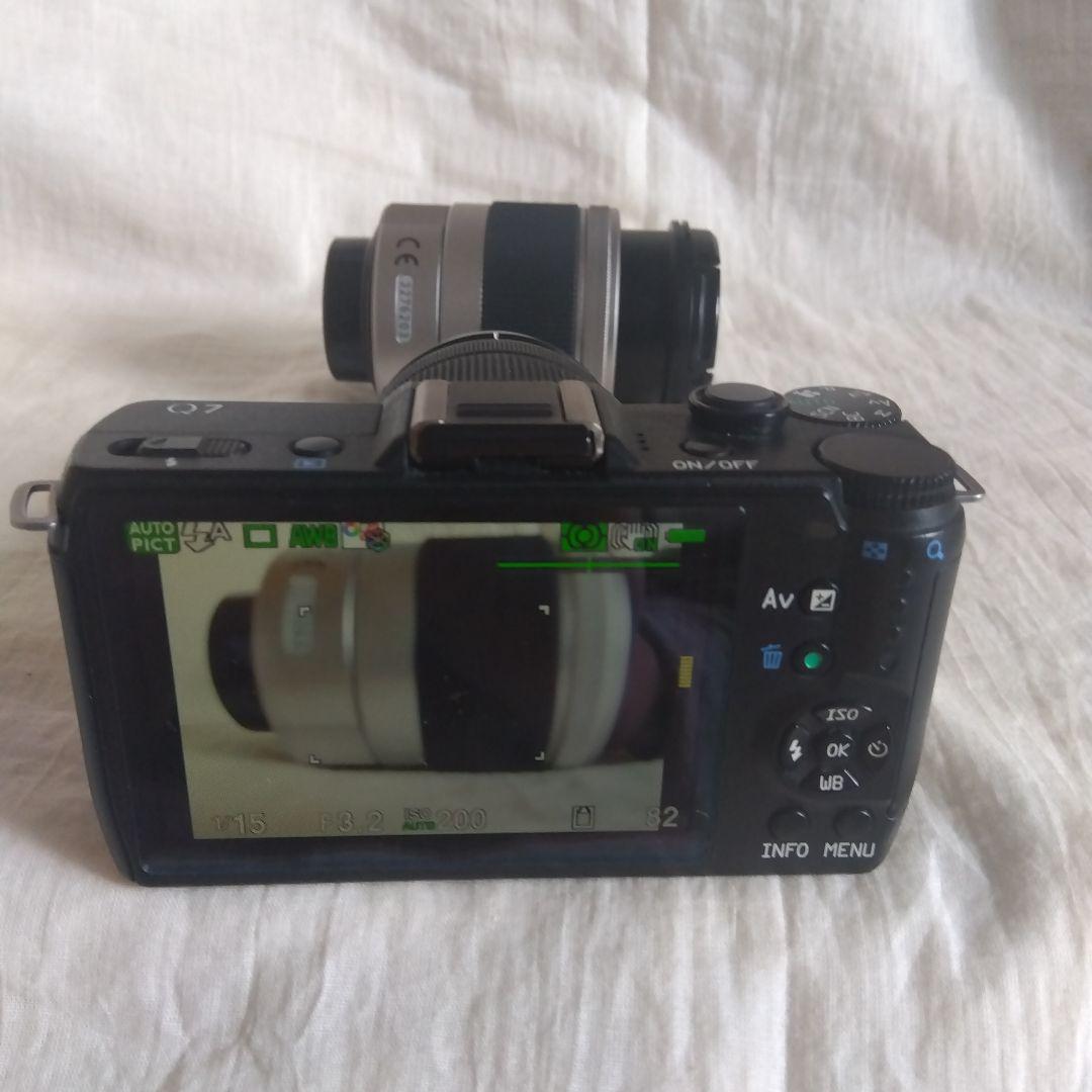 ペンタックス　ミラーレス一眼Q7　ダブルズームキット