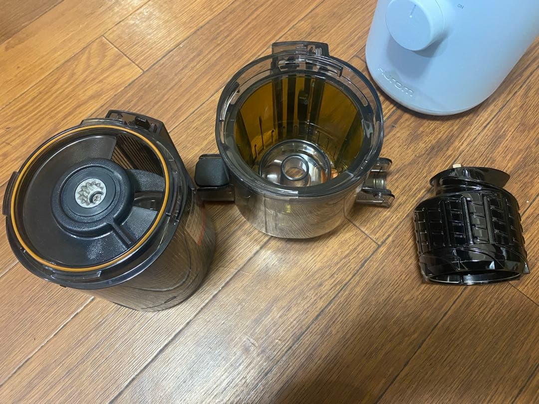 美品　HUROM ヒューロム H310A-BAC04WH スロージューサー