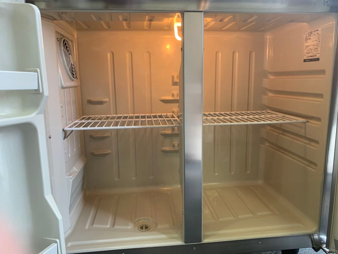 送料込み ホシザキ 業務用 テーブル形 台下 冷凍冷蔵庫 RFT-150PTE1