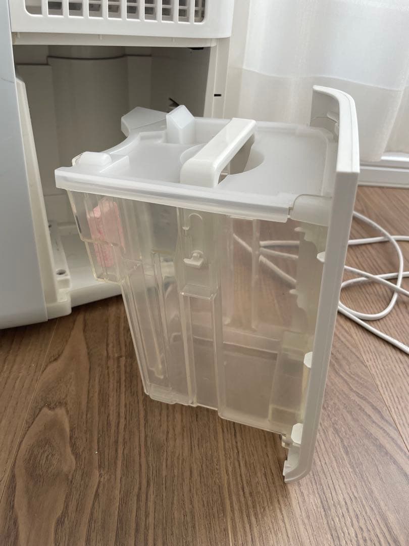 SHARP 除湿機 CM-J-W