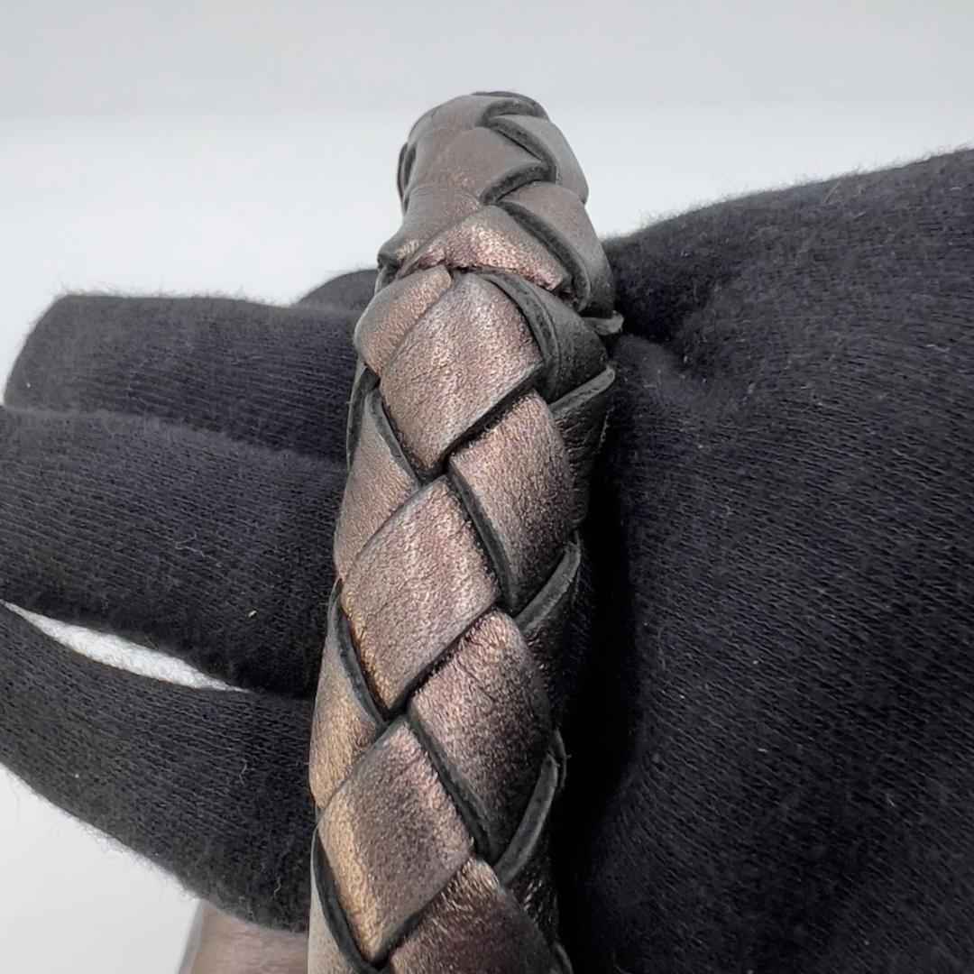 Salvatore Ferragamo ワンショルダーバッグ メタリックレザー