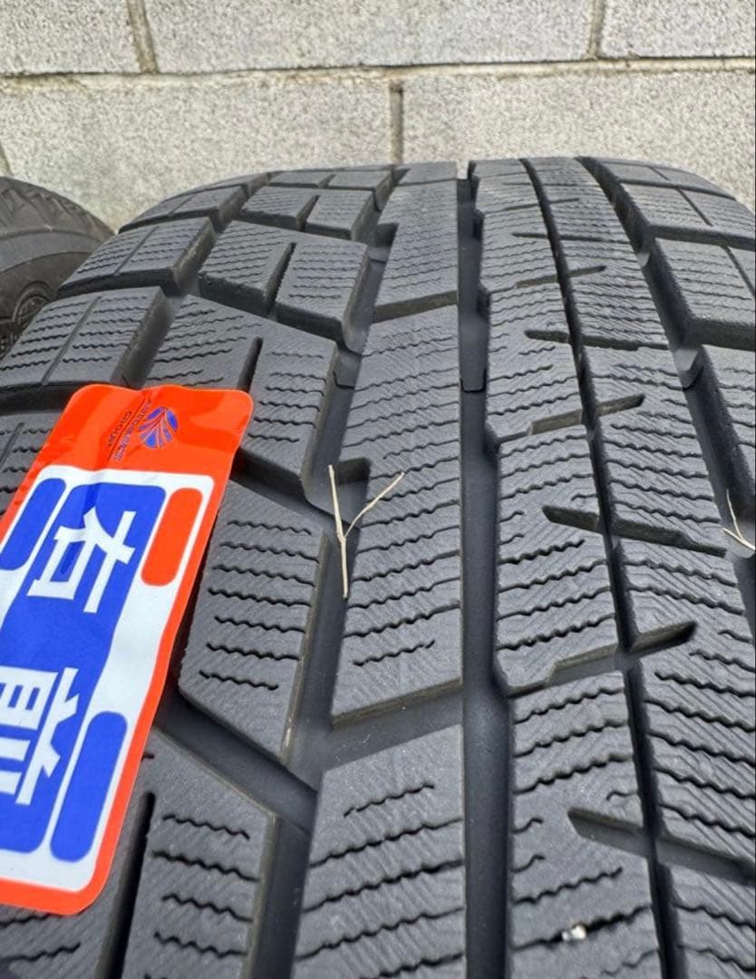 SUV用スタッドレスタイヤ　4本セット　ナット・スペーサー付
