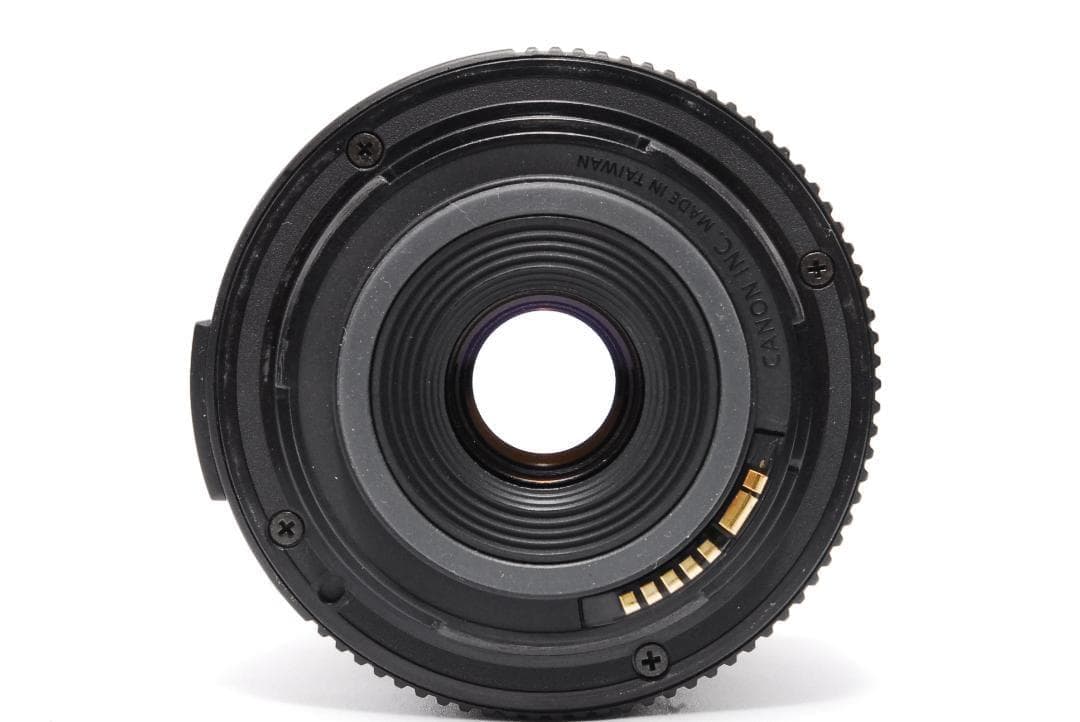 あこ ✨使用回数極少 ほぼ新品✨Canon Kiss X7iダブルレンズ