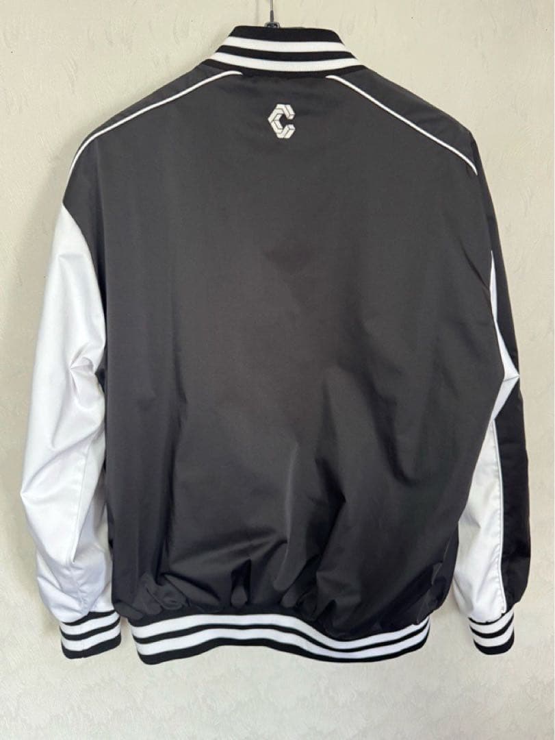 k*3様 CRONOS クロノス スタジャン ブラックホワイト Mサイズ ナイロ