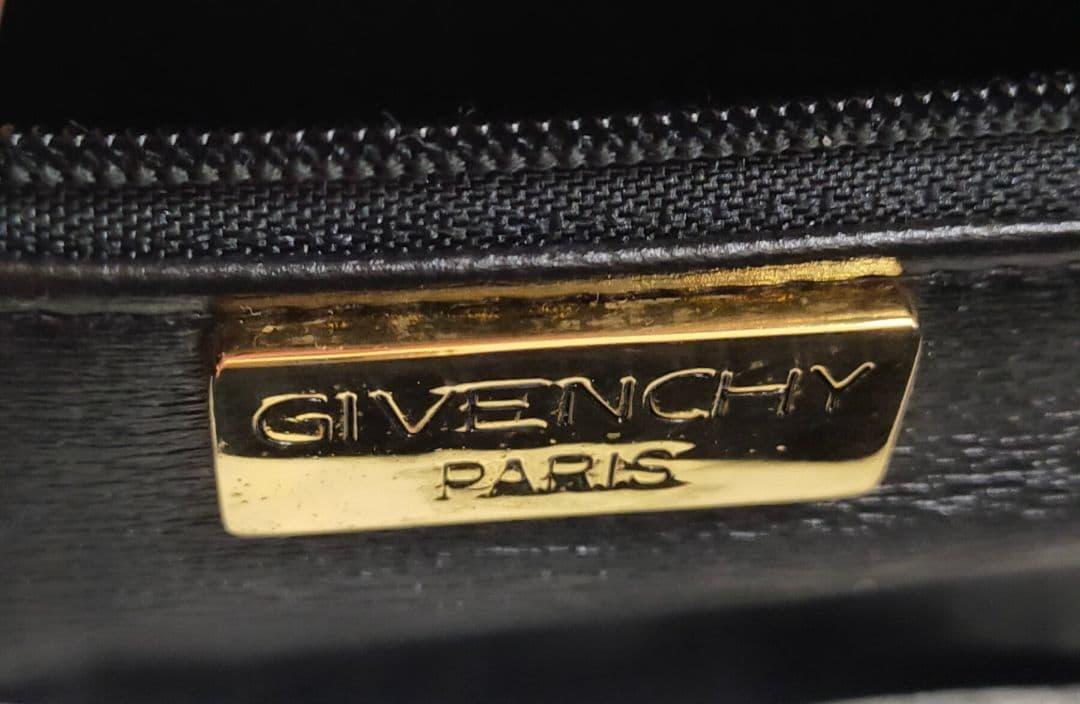 最終値下 GIVENCHY ジバンシー ラムレザー ハンドバッグ 緑 マトラッセ