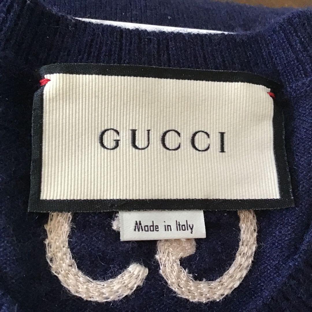 GUCCI カシミヤセーター！軽くて暖かい！濃紺！バックロゴ！美品！