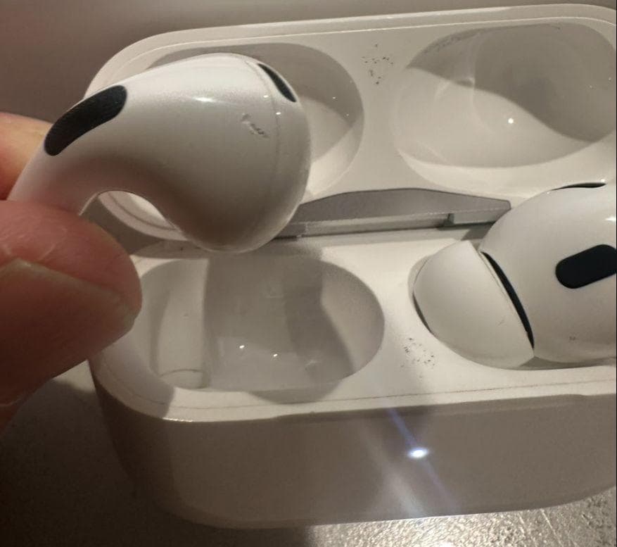 AirPods Pro 2 MagSafe充電（USB-C 第2世代) 本体