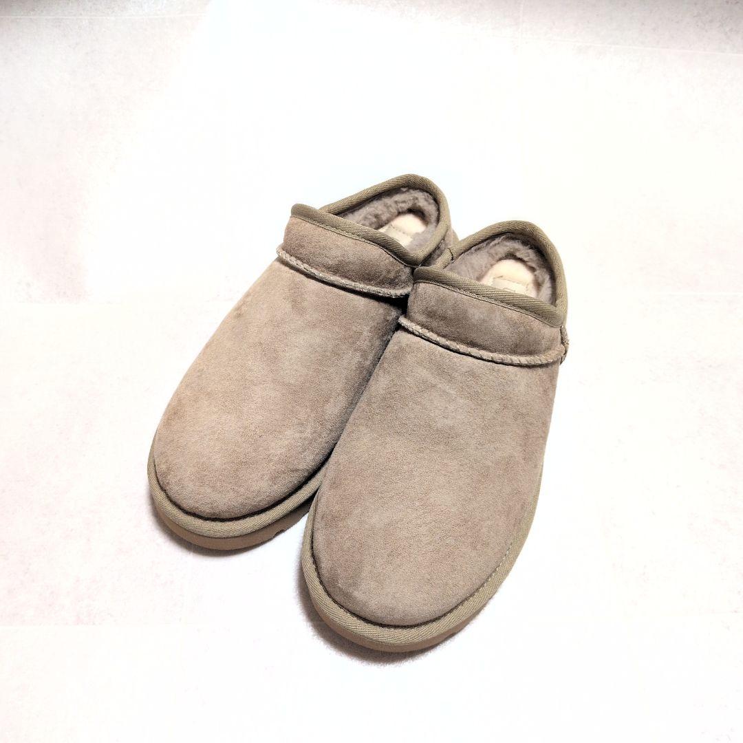 【未使用級】UGG アグ　クラシック スリッパ　25cm ムートン　スリッポン