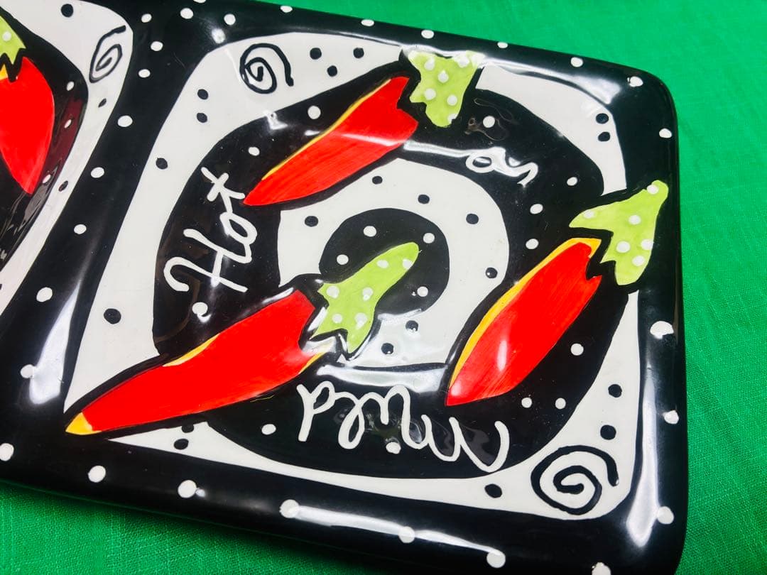 STUDIO NOVA のレッドホットチリ皿⭐︎