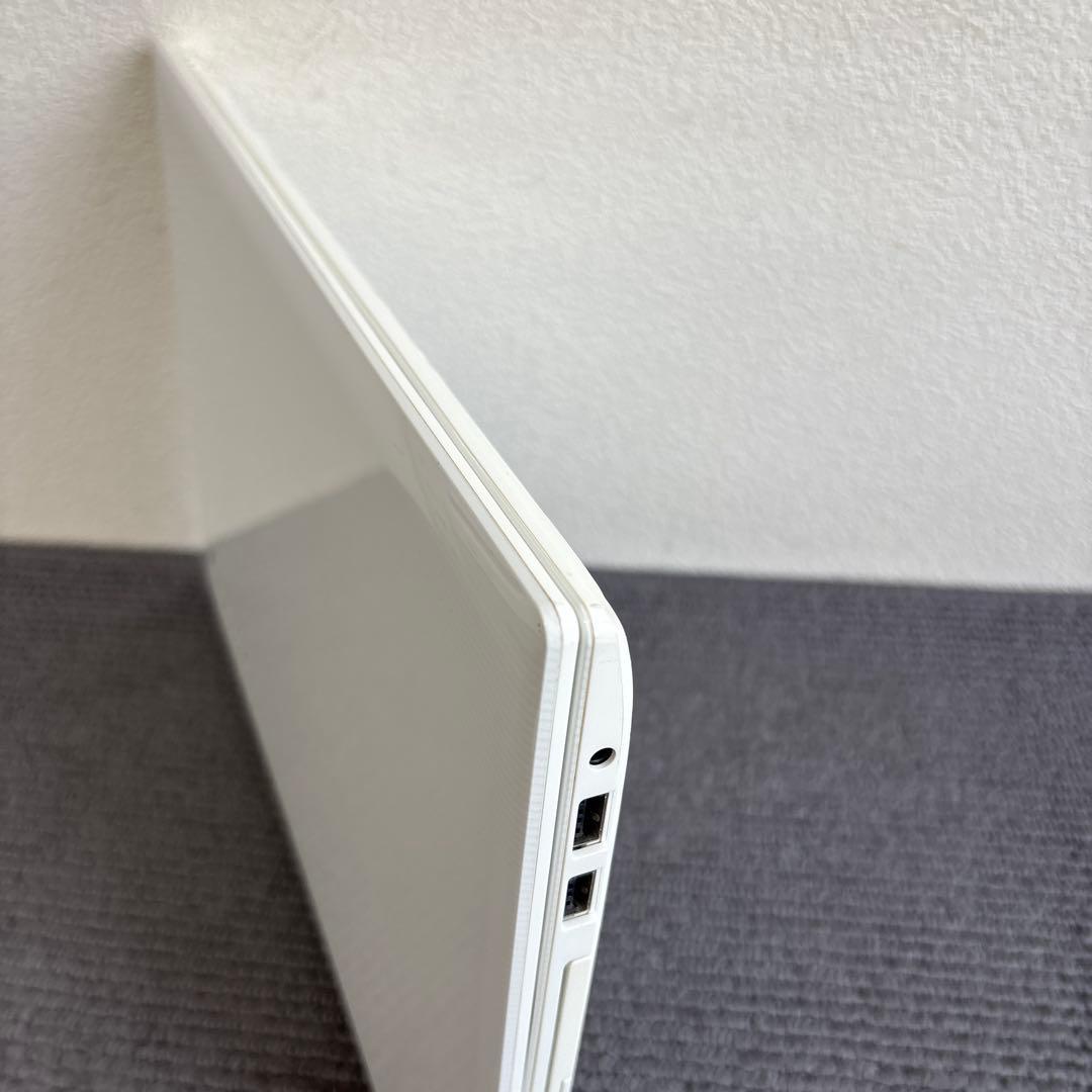 東芝dynabook T75/GW i7-8550U メモリ8GB #m7036