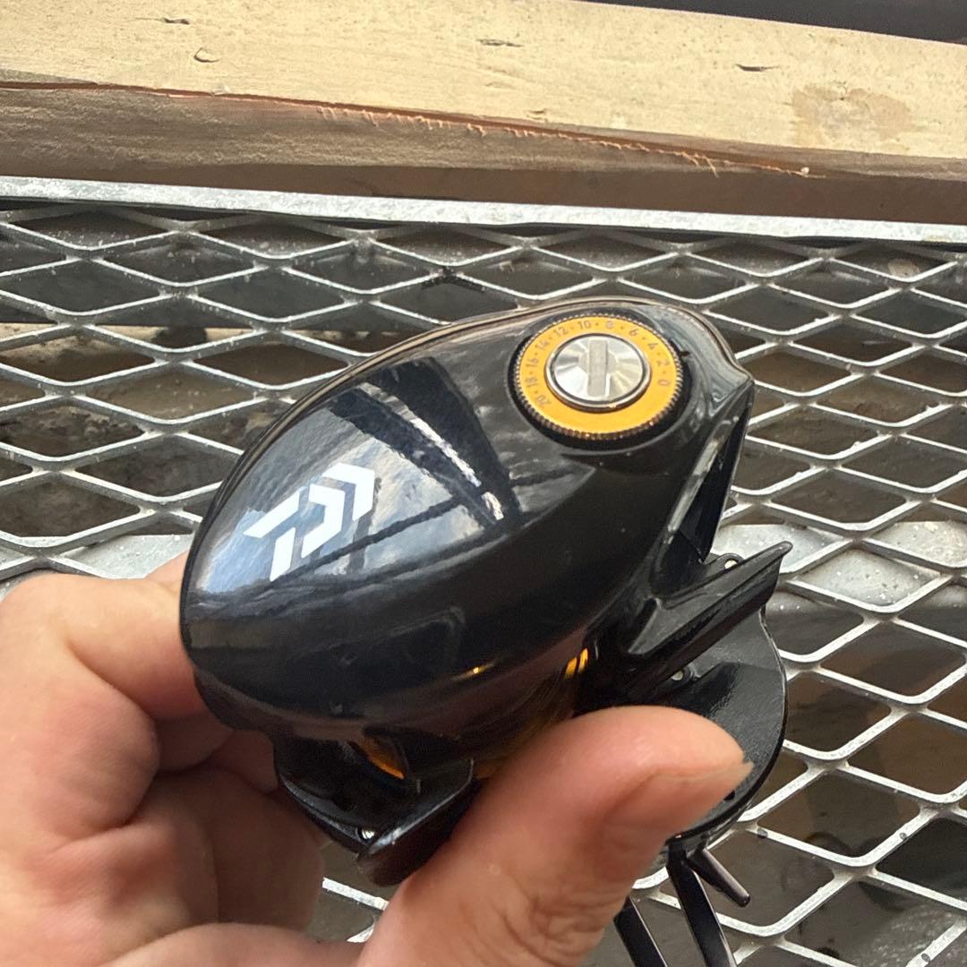 ダイワ タトゥーラ HD 150HL-TW 中古（擦れ傷あり）