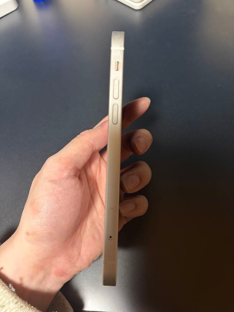 アイフォン12ホワイトSIMフリー