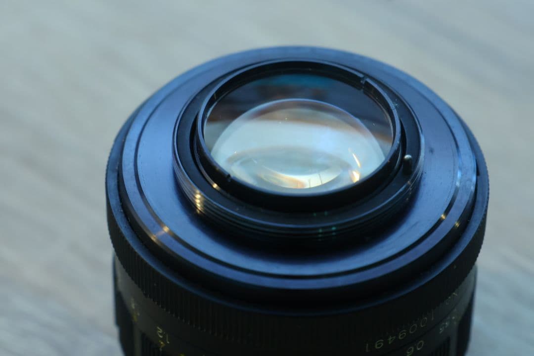 Yashica Yashinon-DS 50mm f1.4レンズ