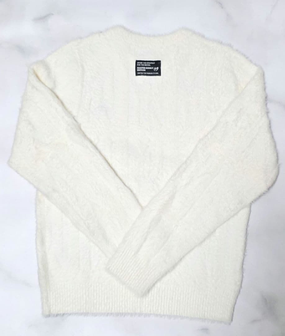 【マスターバニーエディション】丸首ニット