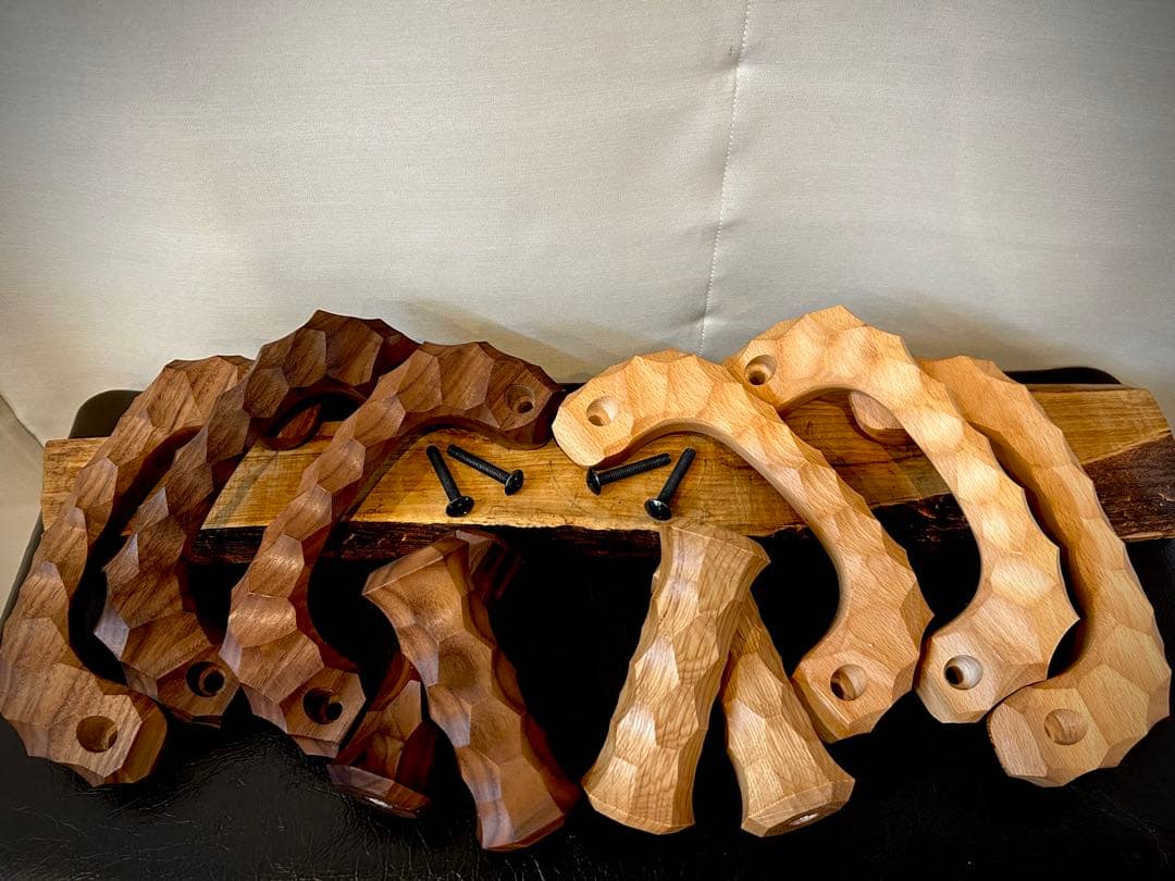 アシストグリップ　39本目！！名栗加工　超絶極上激渋品　ハイエース専用