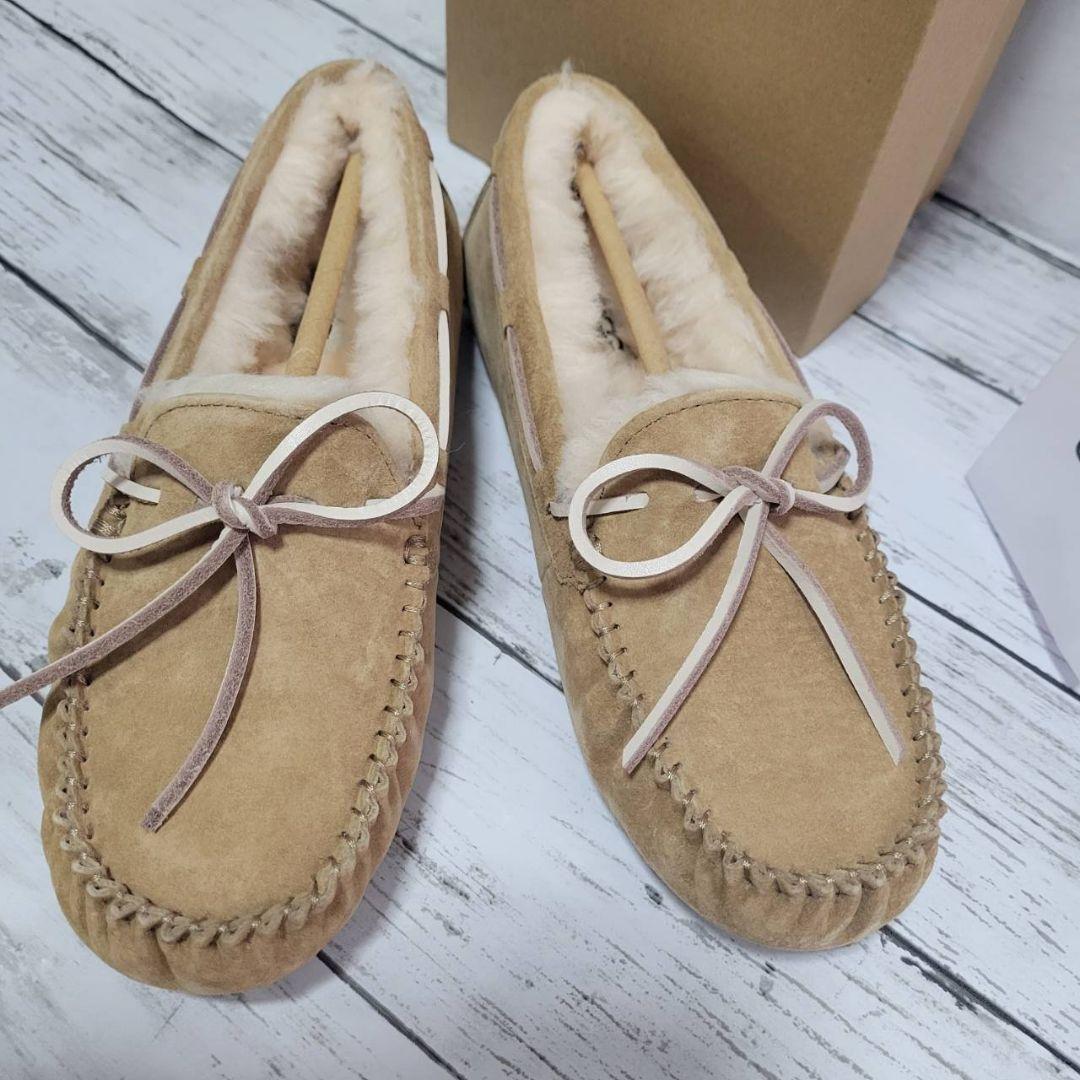 本日発送！！UGG DAKOTA TABACO 23cm モカシン