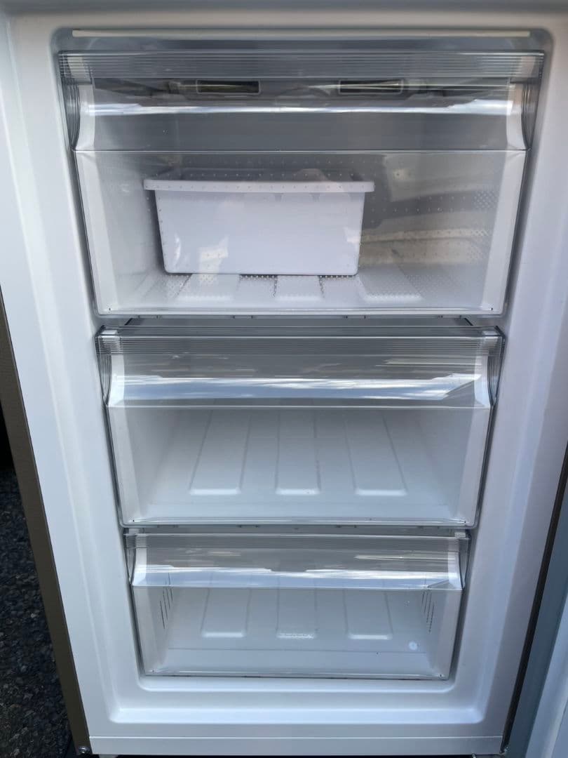 ⭐️Haier 2枚目扉・大容量冷凍冷蔵庫 218L　東京都/神奈川県送料無料