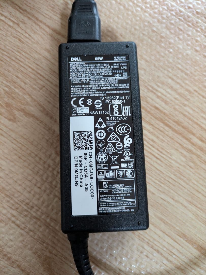 DELL Inspiron 3472 デスクトップPC Windows 11