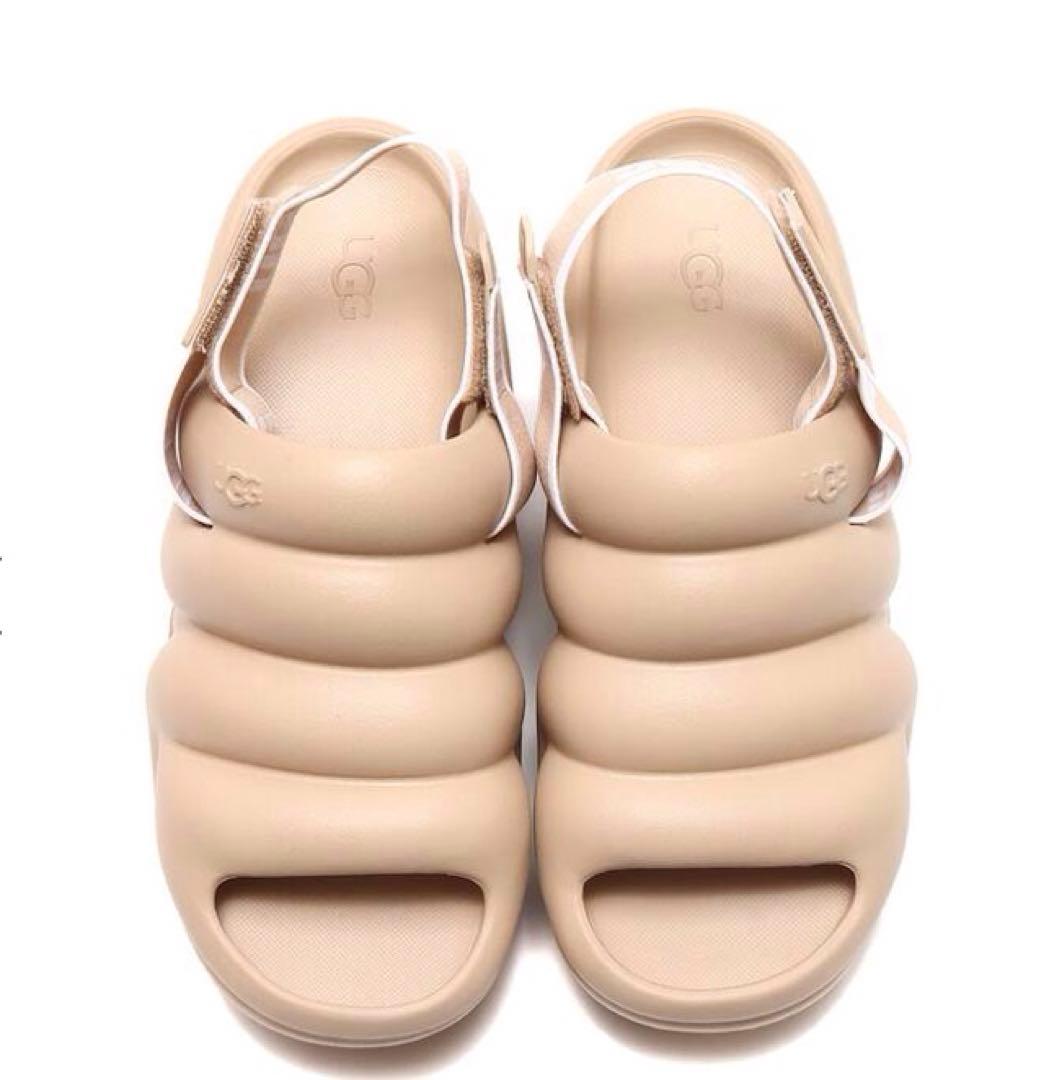 UGG アーイヤーaww yeahベージュ　driftwood スポーツ 厚底