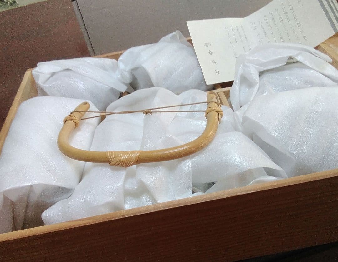 昭和レトロビンテージ上品綺麗蓋付モダン香蘭社木箱入り湯呑みセット(新品未使用)