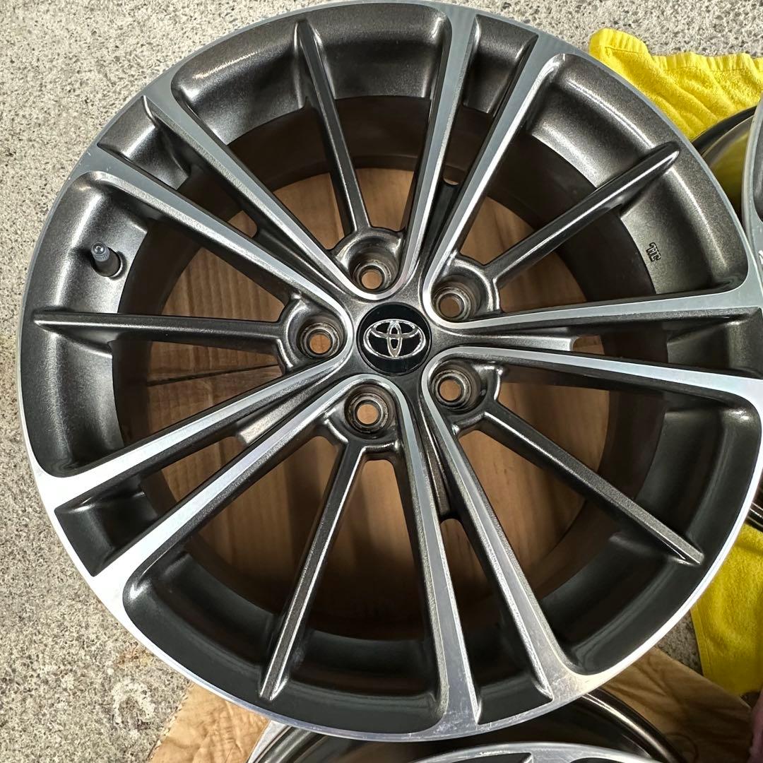 トヨタ純正ホイール
