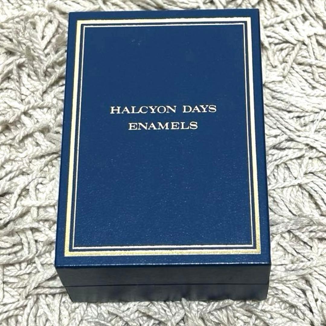 箱付き ハルシオンデイズ ピーターラビット 小物入れ ピルケース アクセサリー