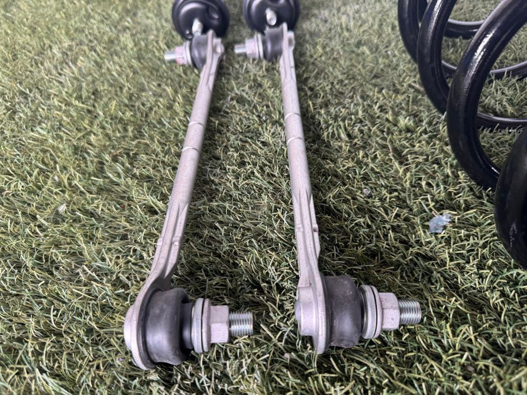 新車外し　40アルファードサスペンションキット一式　美品