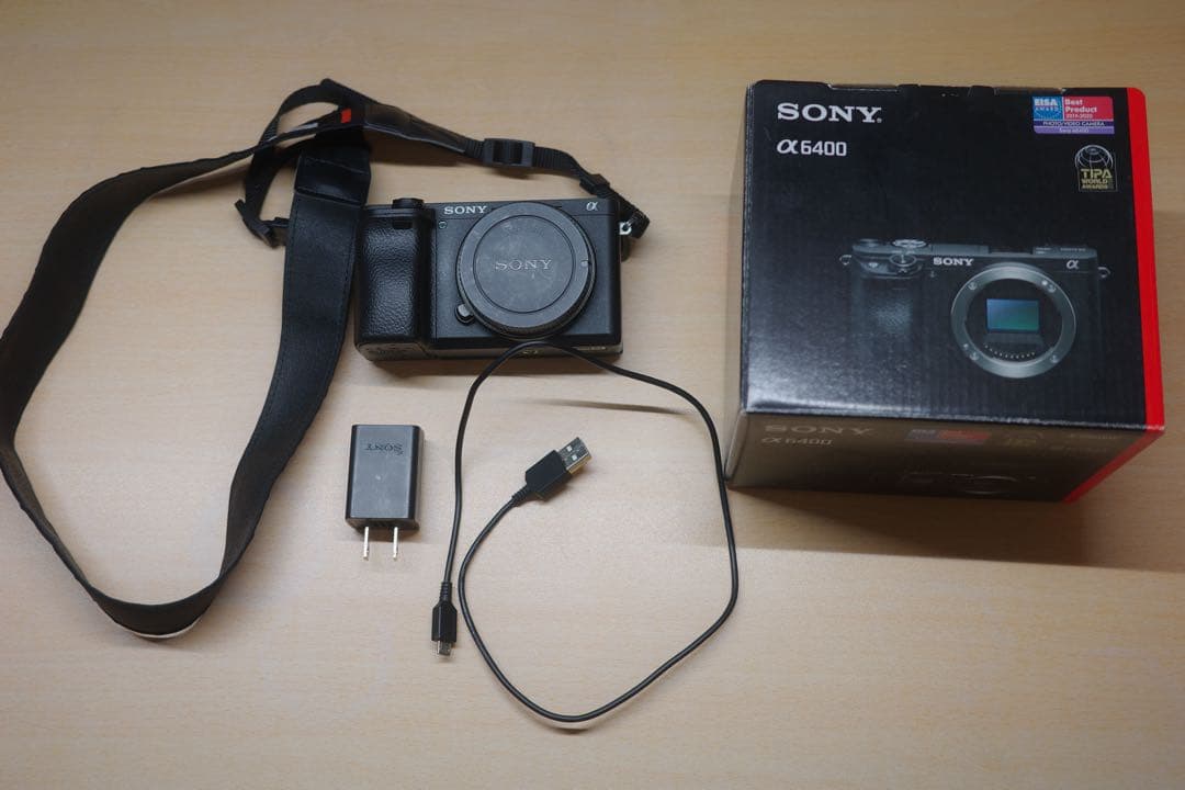 【出品2/8まで】SONY α6400 ミラーレス一眼カメラ