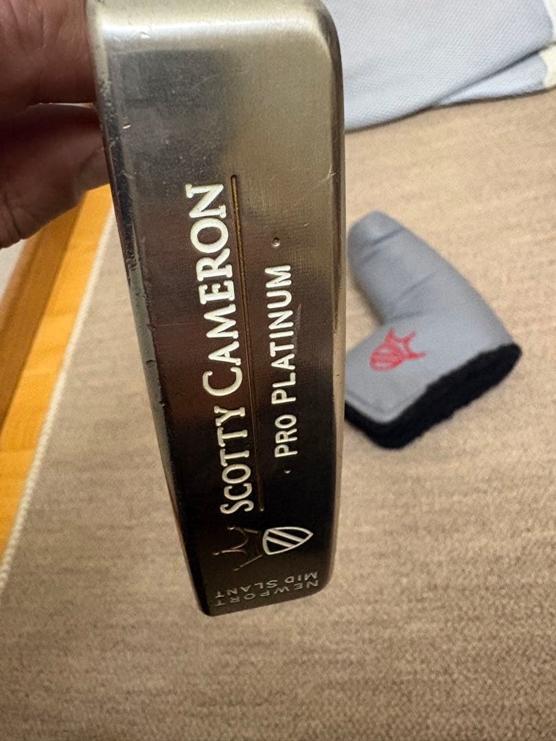 ススコッティキャメロン　NEWPORT プロプラチナム　MIDSLANT