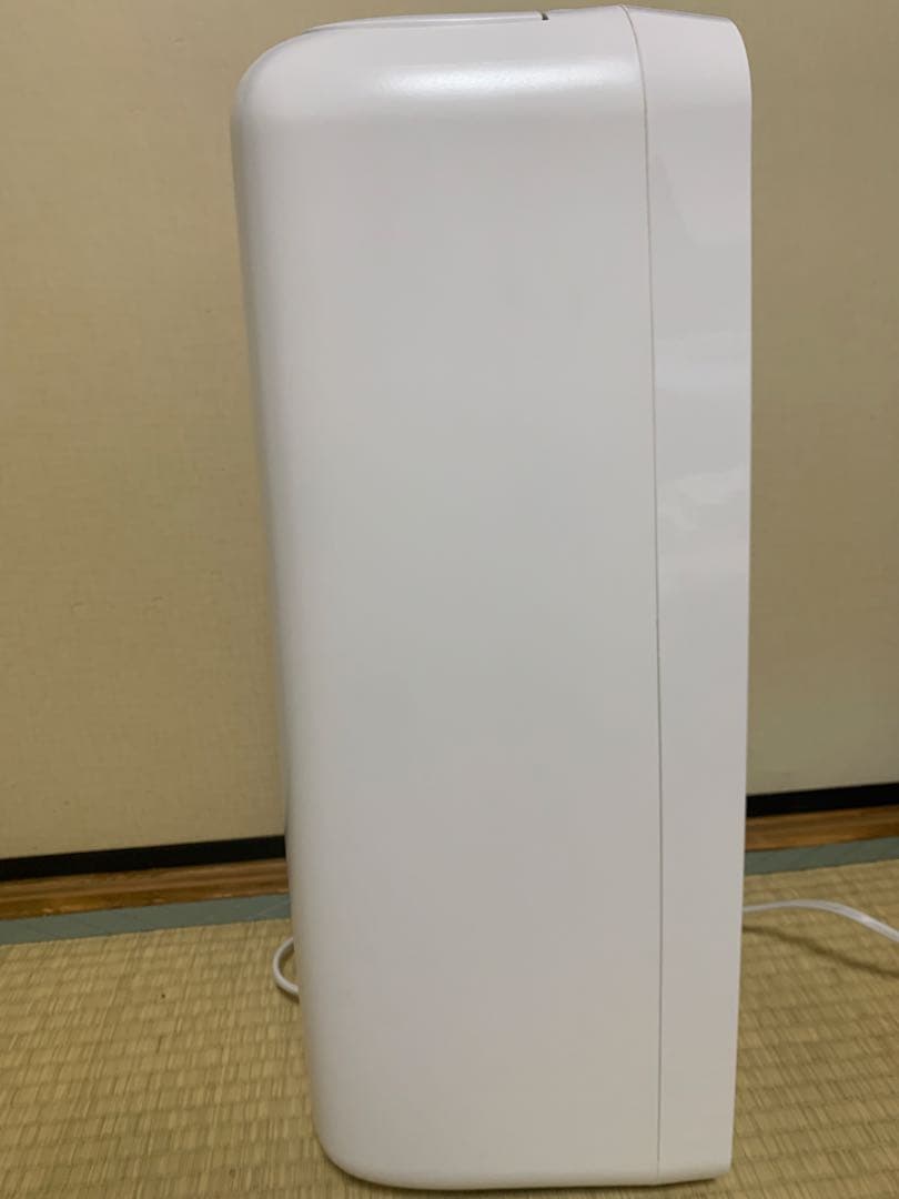 美品　2023年製/SHARP 除湿機 CV-N71