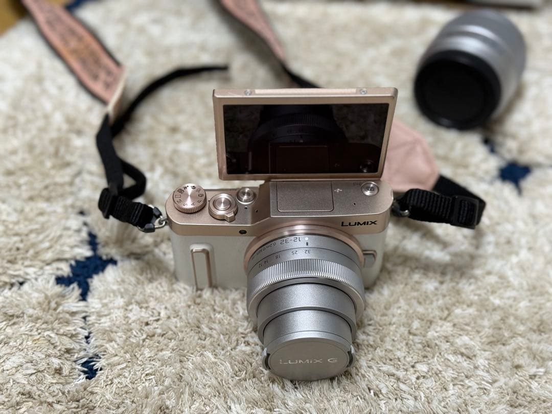 【超✨美品】Panasonicミラーレス一眼/2レンズ付/付属品/ホワイトピンク