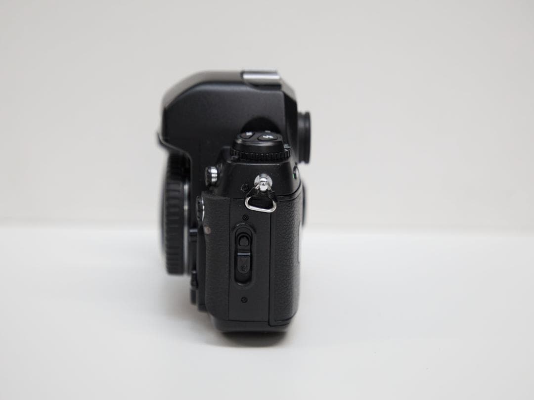 NIKON F１００ フィルムカメラ