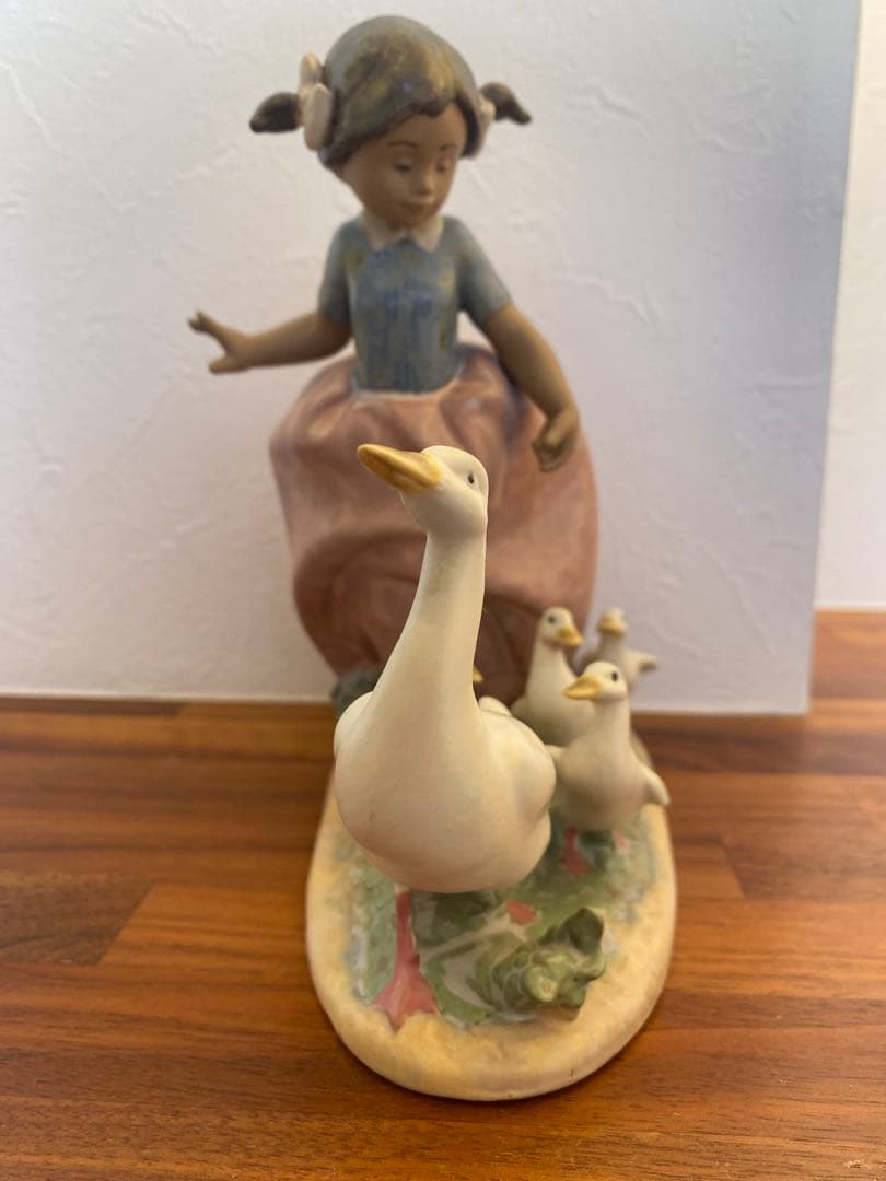 レア　リヤドロ No.2306 HURRY NOW 陶器人形　フィギュリン