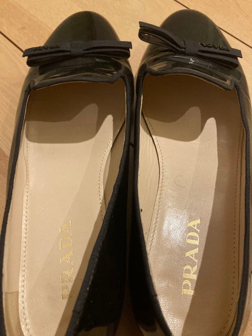 箱無し　美品　PRADAプラダ　フラットシューズ　パンプス　リボン　ブラック 黒