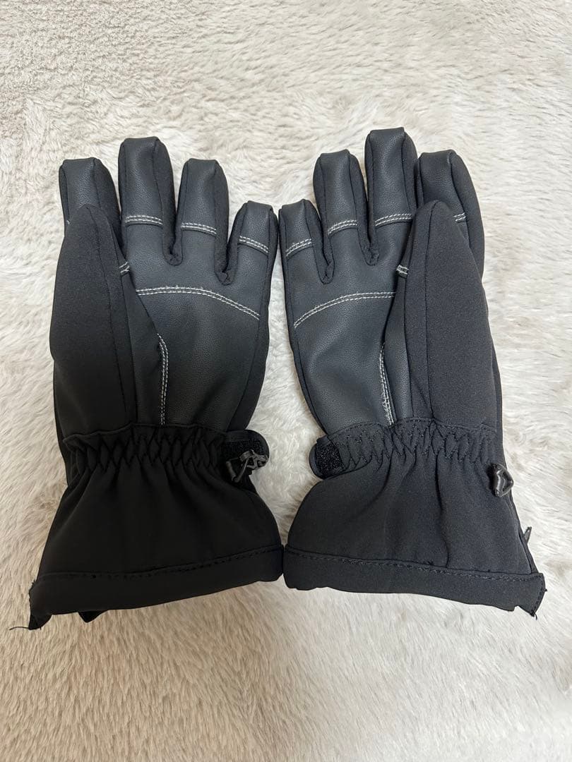 【セット売り】スノーボードウェア➕手袋（125㎝〜145㎝くらいまで使えます）